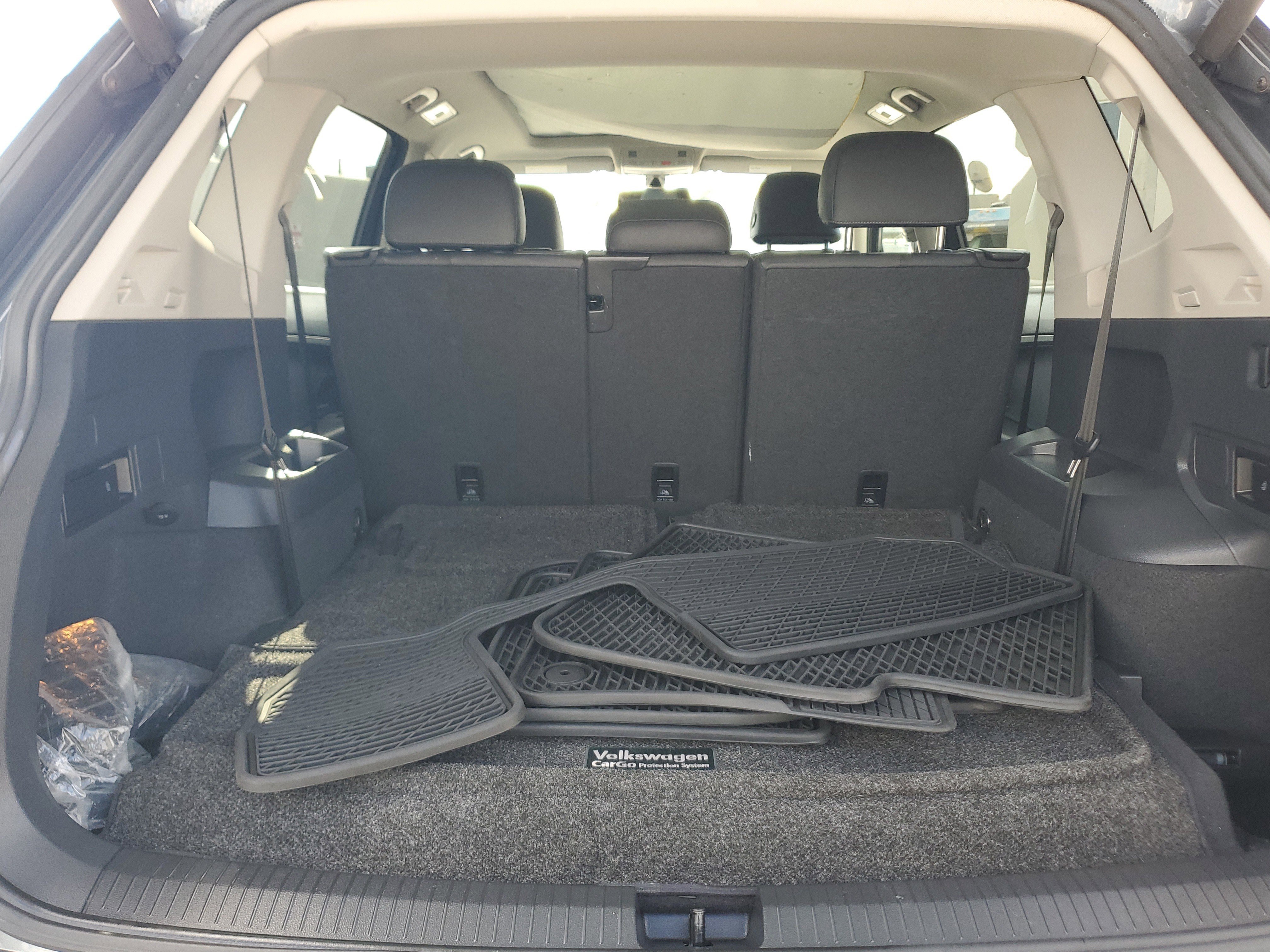 Used 2019 Volkswagen Tiguan SEL image 16