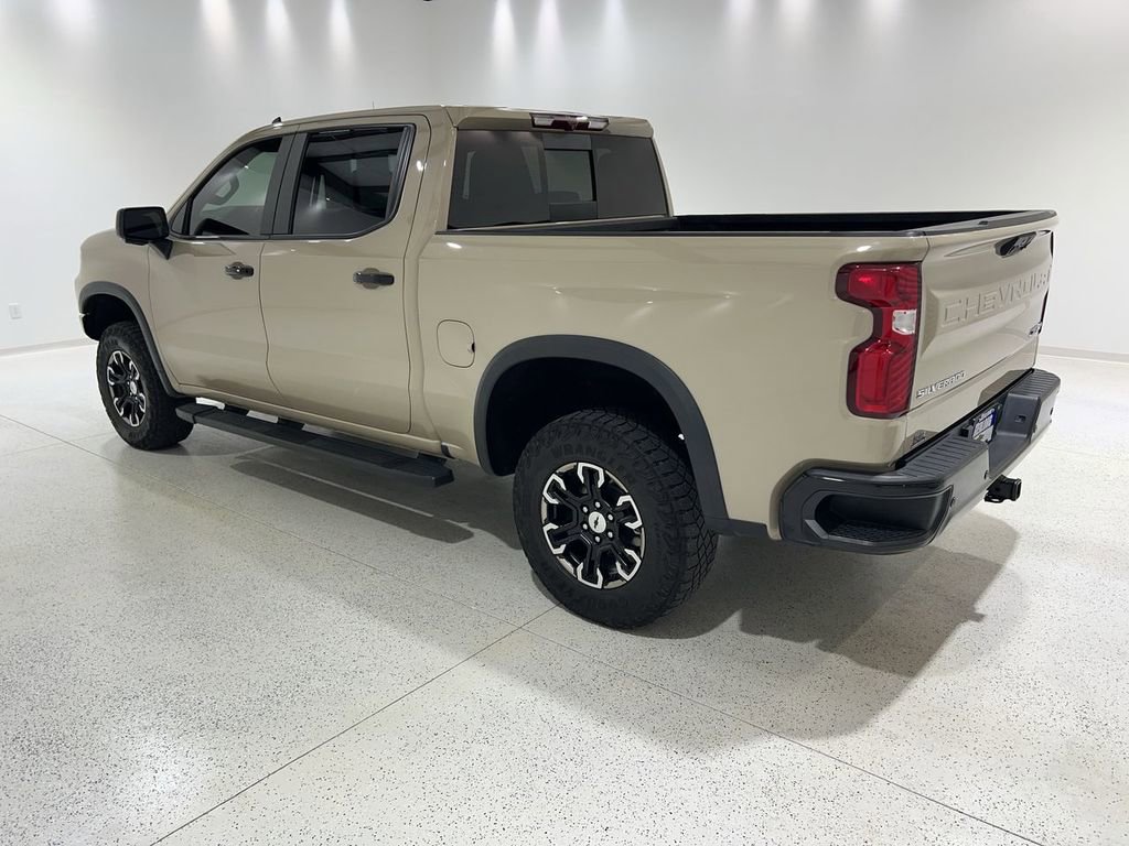 Used 2023 Chevrolet Silverado 1500 ZR2 AWD/4WD image 3