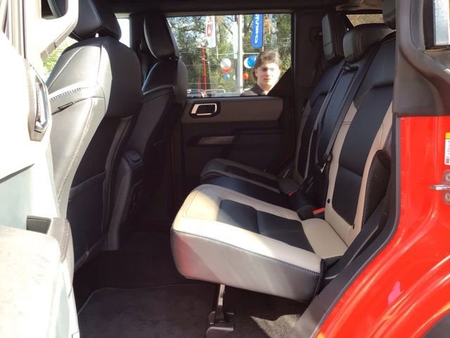 Used 2024 Ford Bronco Wildtrak image 16