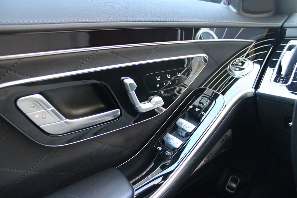 Used 2022 Mercedes-Benz S 580 4MATIC Sedan image 16