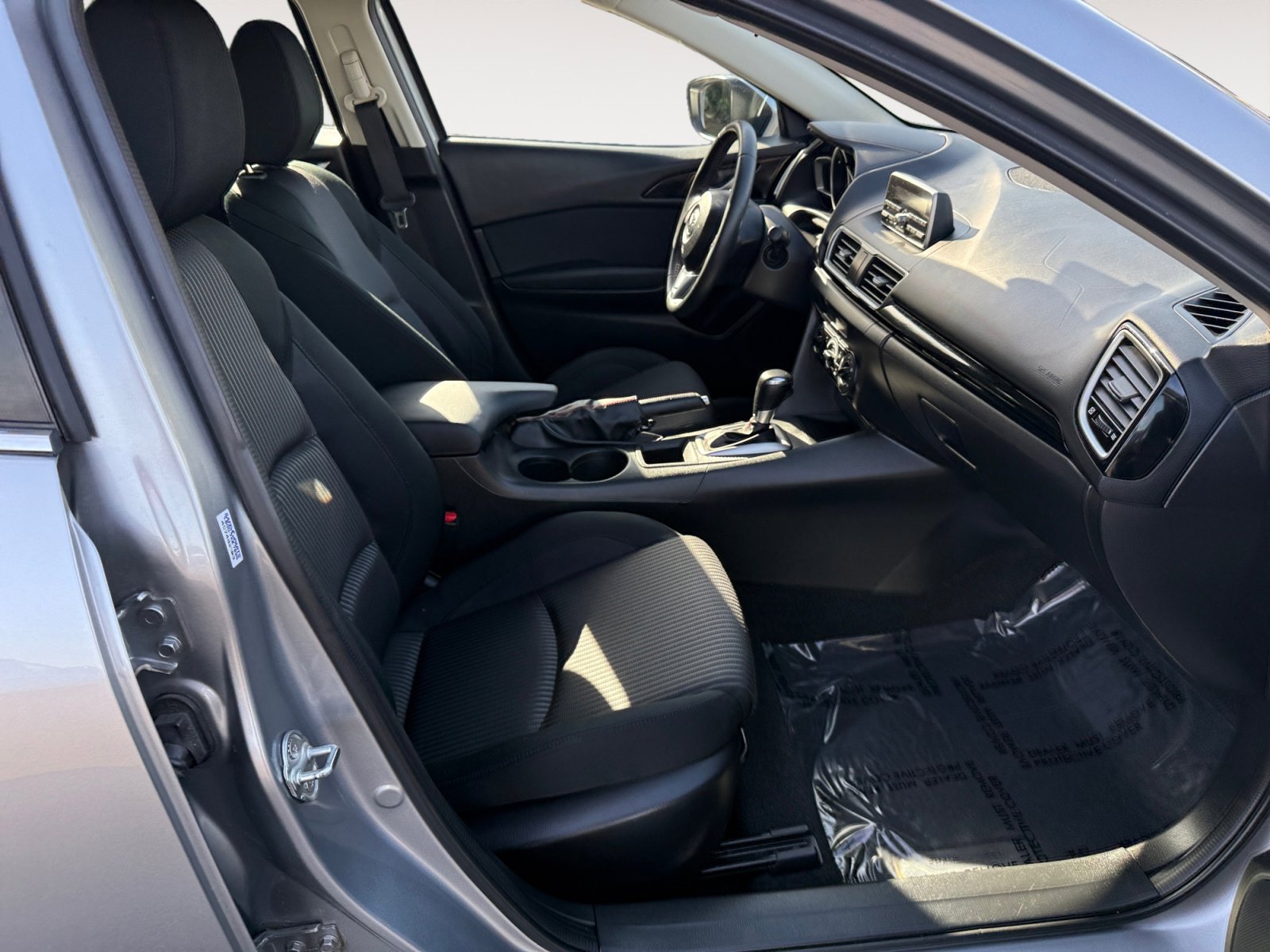 Used 2014 MAZDA MAZDA3 i Touring image 19