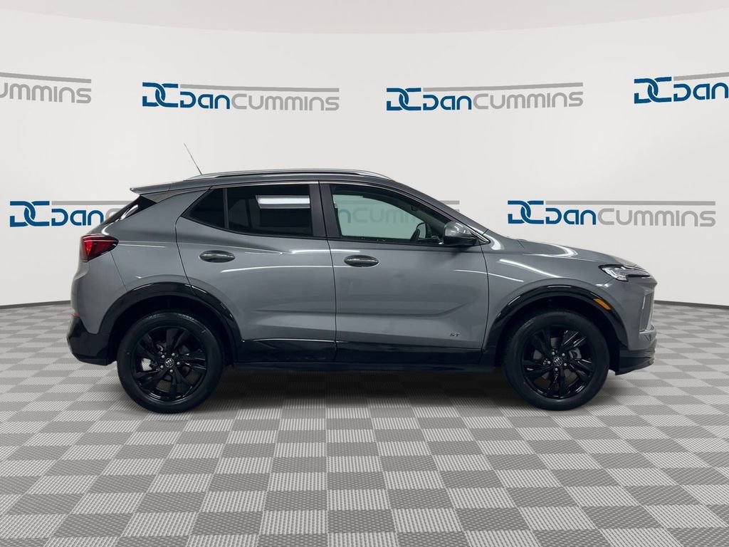 Used 2025 Buick Encore GX Sport Touring w/ Comfort Package AWD/4WD image 9