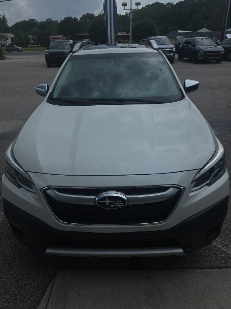 Used 2021 Subaru Outback Touring XT AWD/4WD image 4
