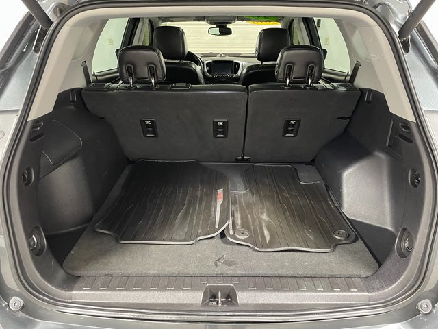 Used 2018 GMC Terrain SLT w/ GMC Pro Grade Package AWD/4WD image 25