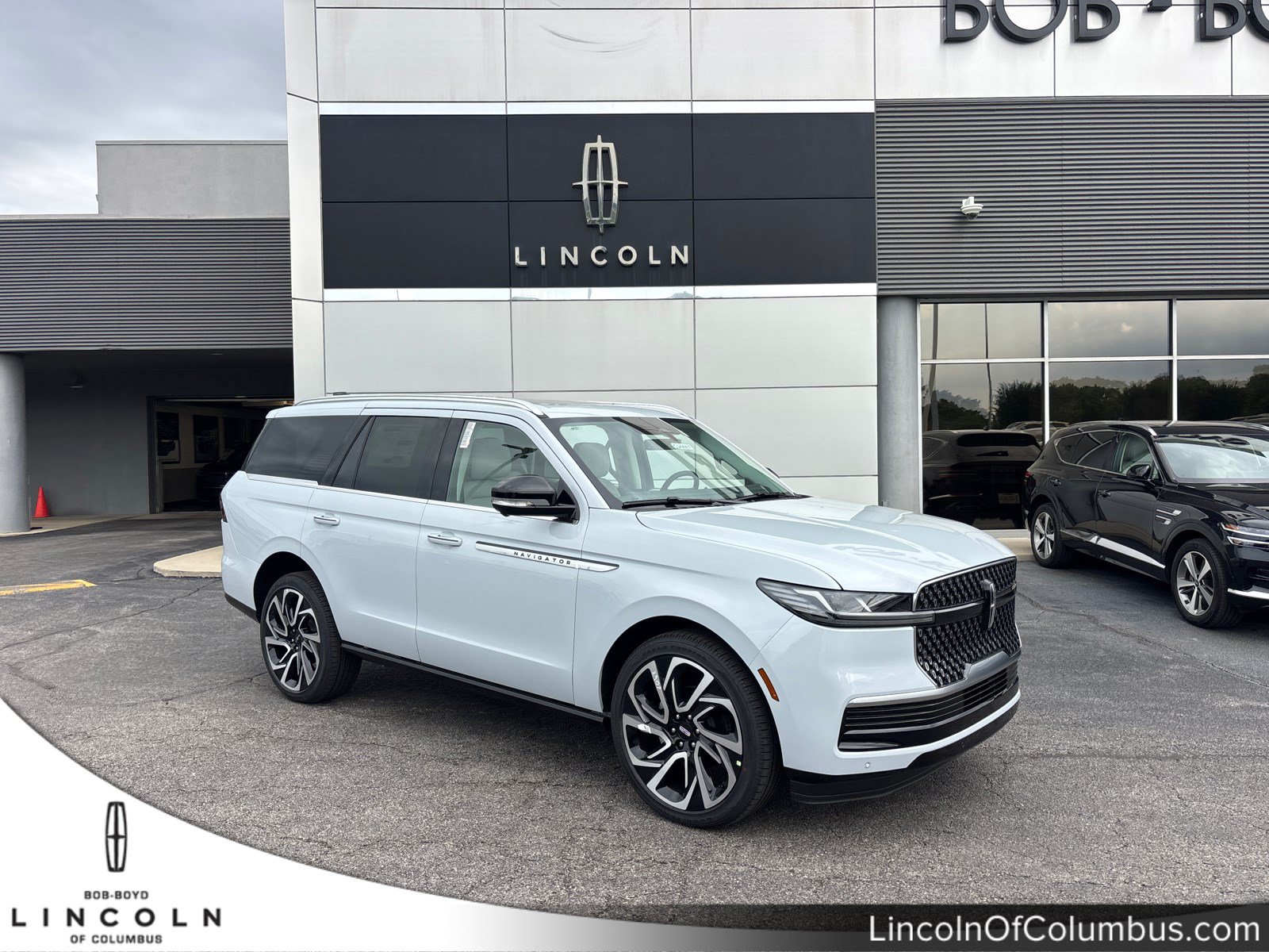 New 2026 Lincoln Navigator Reserve AWD/4WD video 1