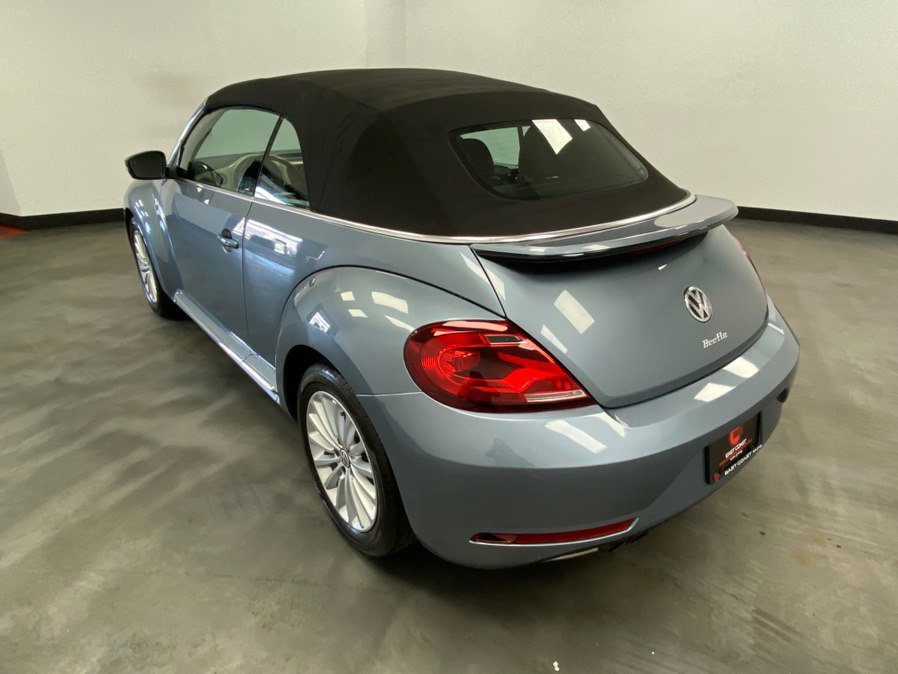 Used 2019 Volkswagen Beetle 2.0T SE FWD image 13