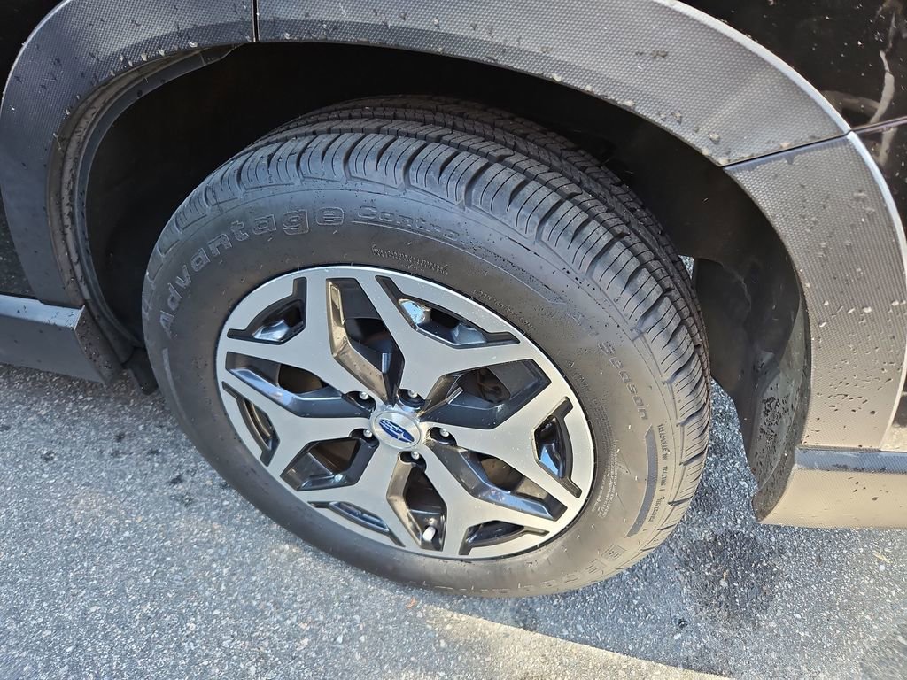 Used 2020 Subaru Forester Premium AWD/4WD image 33