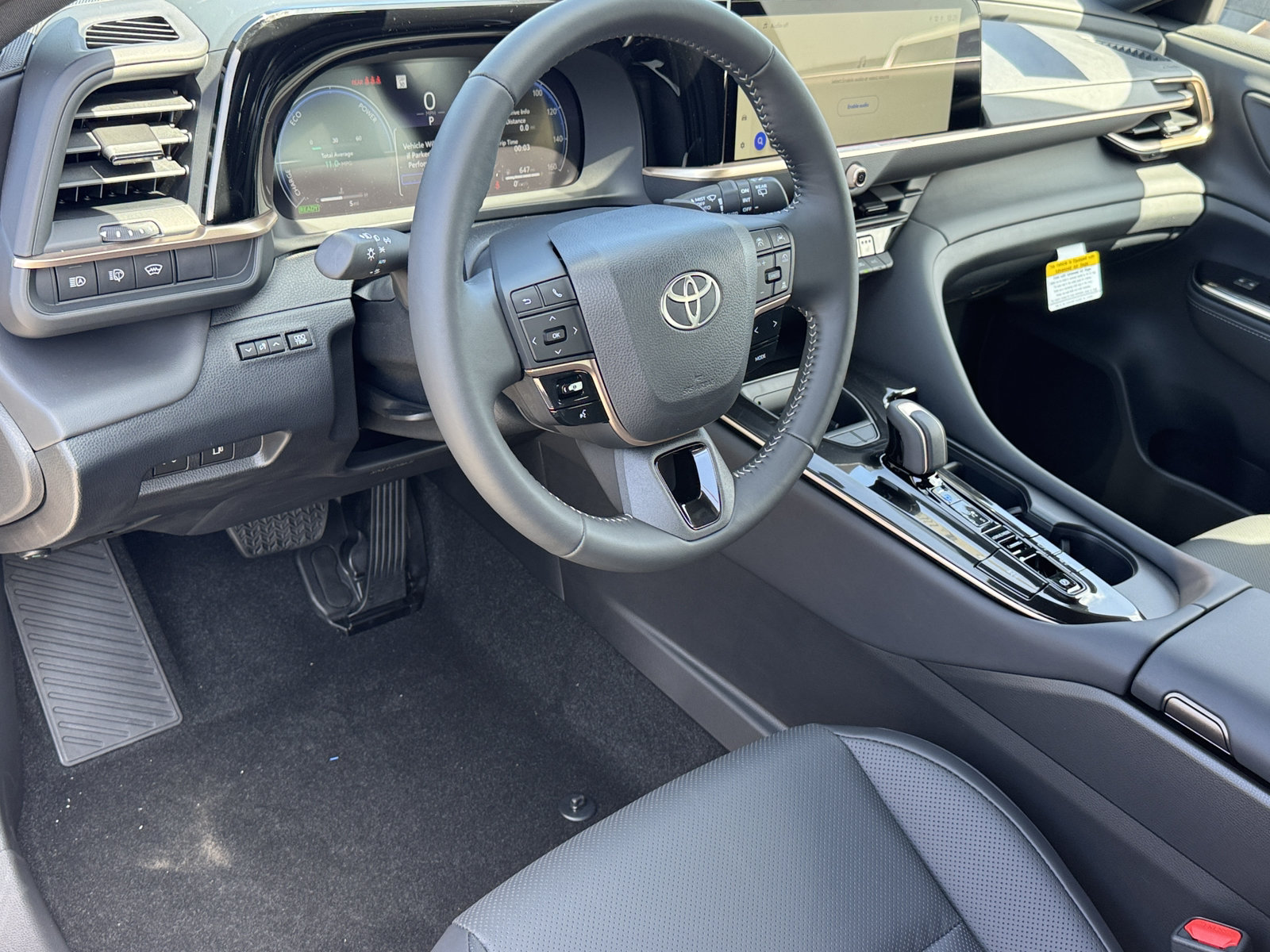 New 2026 Toyota Crown Signia AWD/4WD image 16