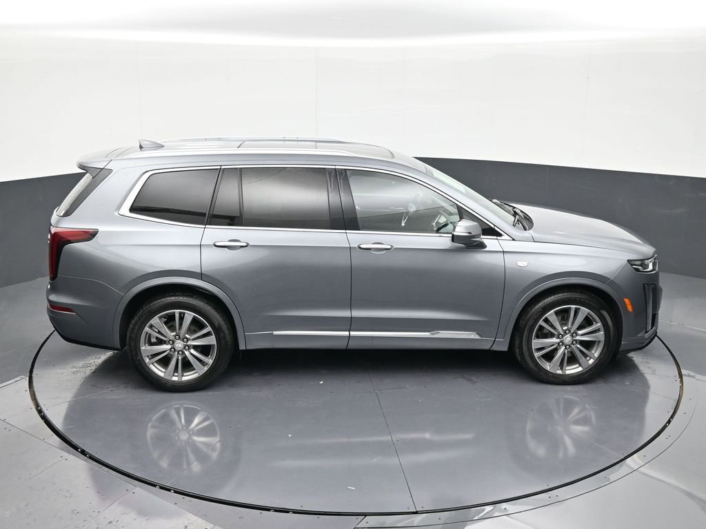 Certified 2022 Cadillac XT6 Premium Luxury image 17