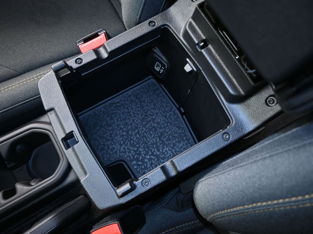 Used 2025 Jeep Wrangler Sport image 33