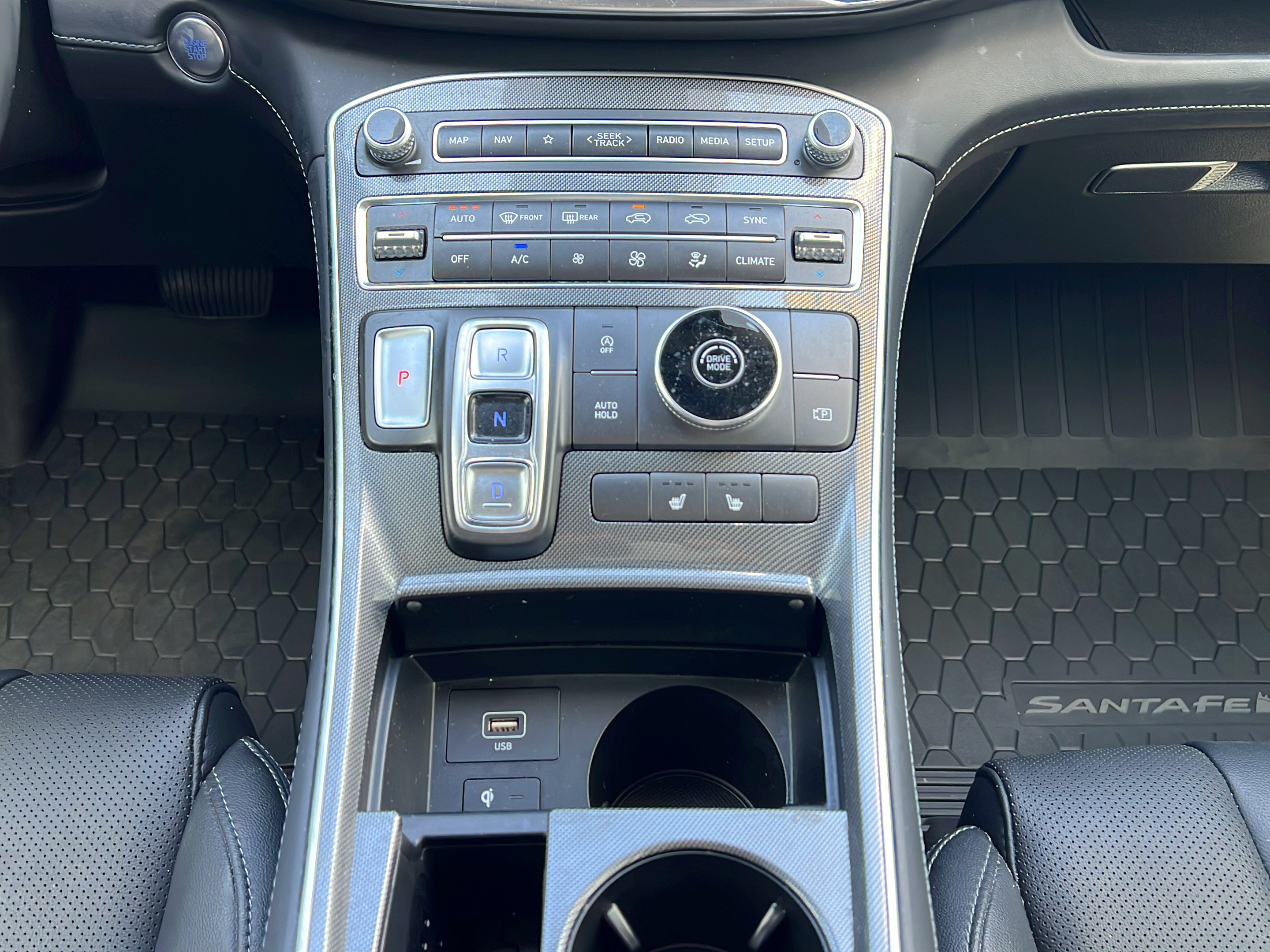 Certified 2023 Hyundai Santa Fe SEL w/ Premium Package FWD image 15