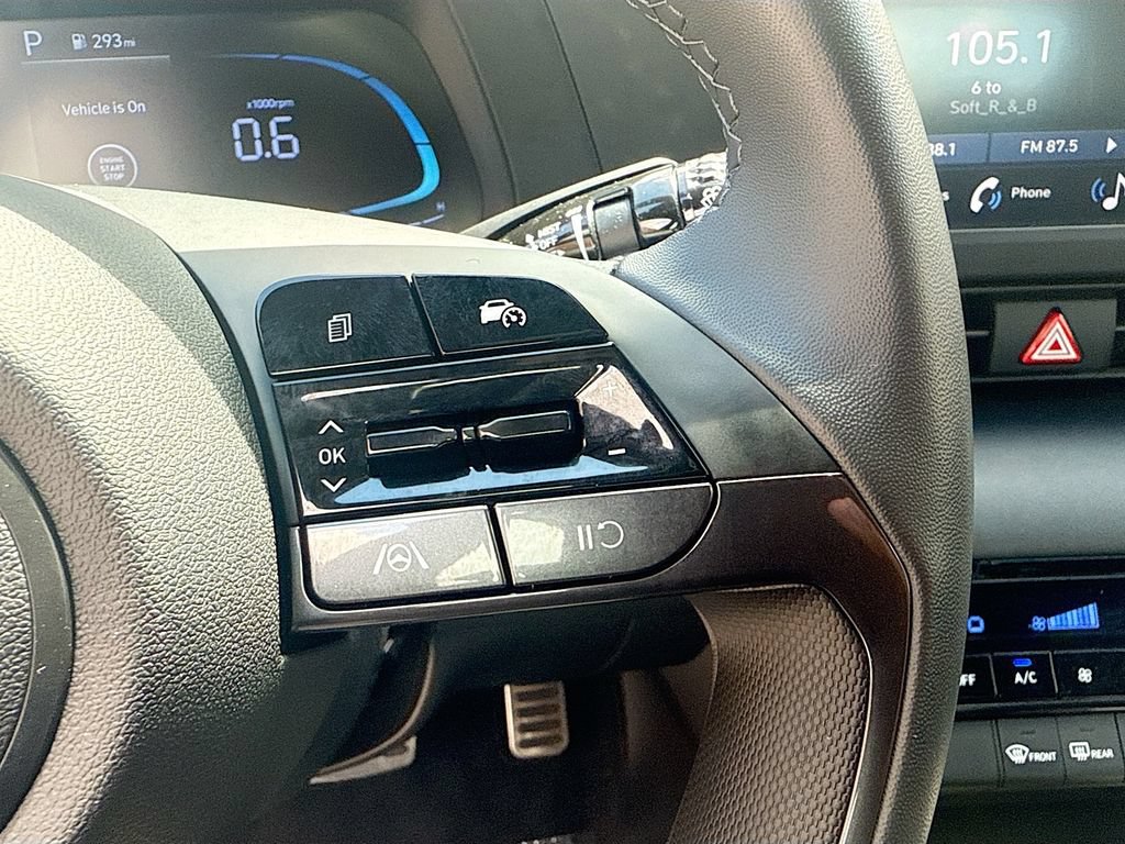 Used 2026 Hyundai Elantra Sport FWD image 36