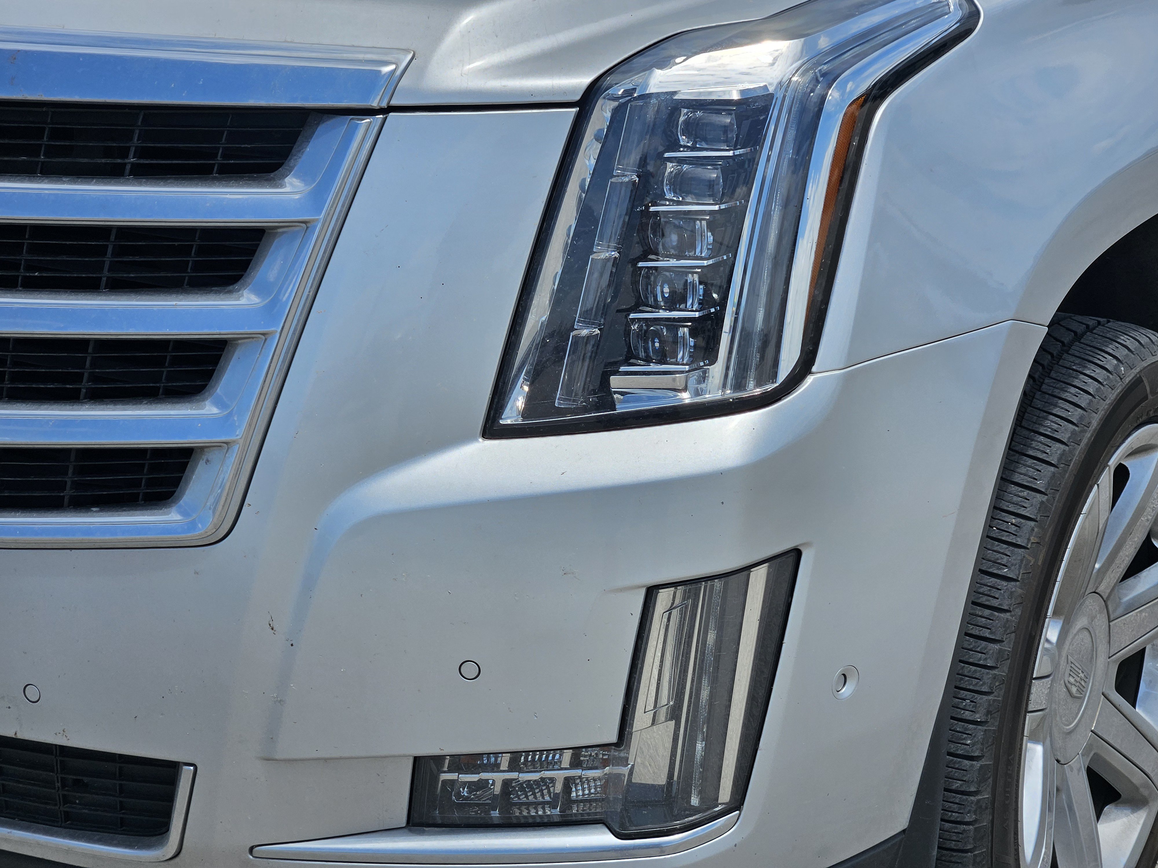 Used 2020 Cadillac Escalade ESV Luxury RWD image 8