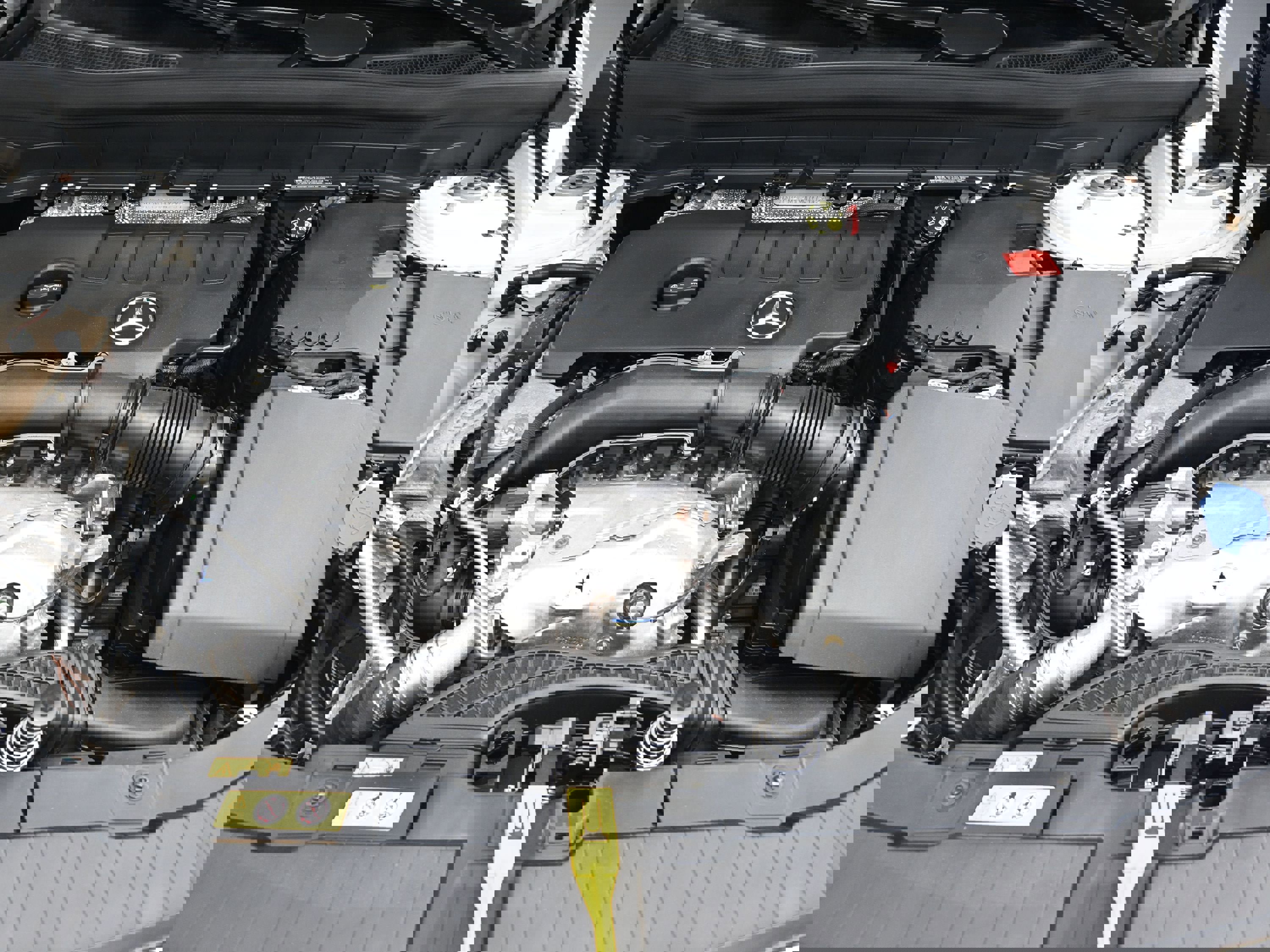 Used 2021 Mercedes-Benz GLB 250 4MATIC image 30