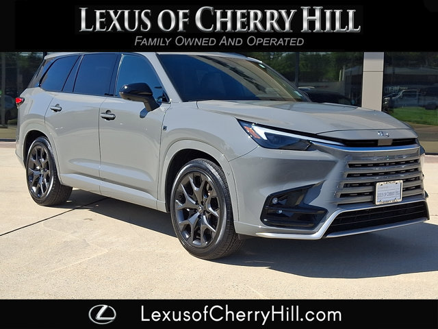 Certified 2025 Lexus TX 500h AWD image 1