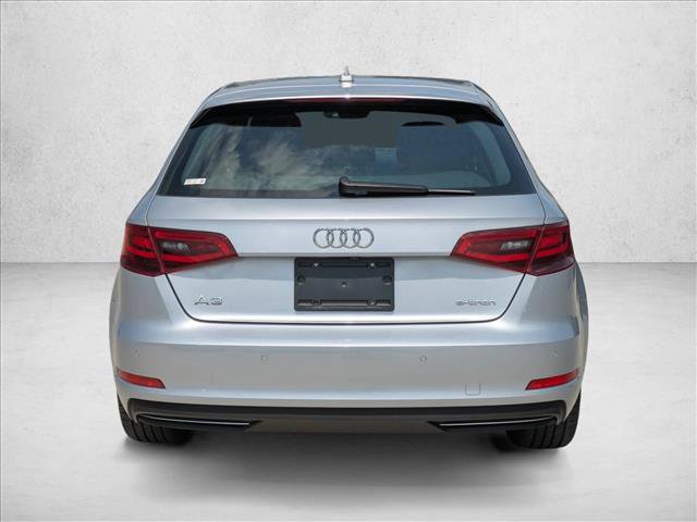 Used 2016 Audi A3 e-tron Premium Plus w/ Premium Plus Package FWD image 7