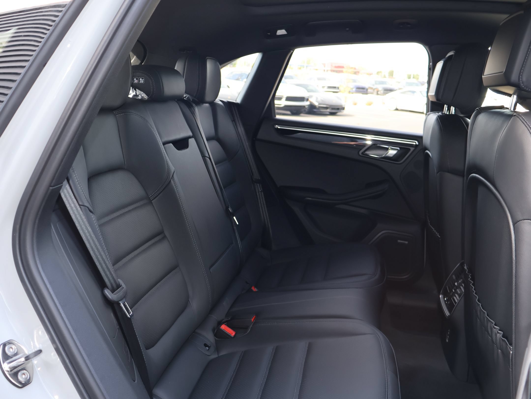 New 2026 Porsche Macan S AWD/4WD image 25