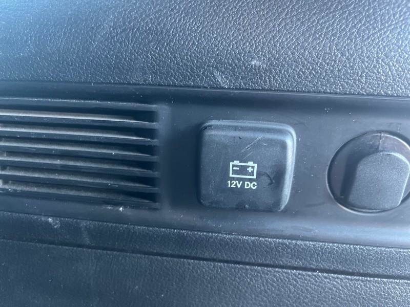 Used 2024 Jeep Wagoneer Series II w/ Flexible Seating Group image 13