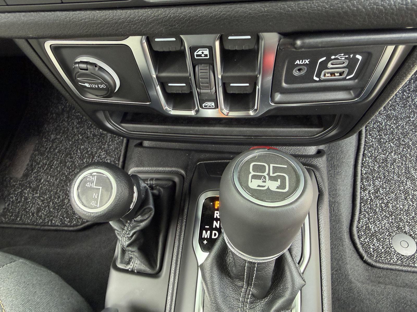New 2026 Jeep Gladiator Sport AWD/4WD image 23