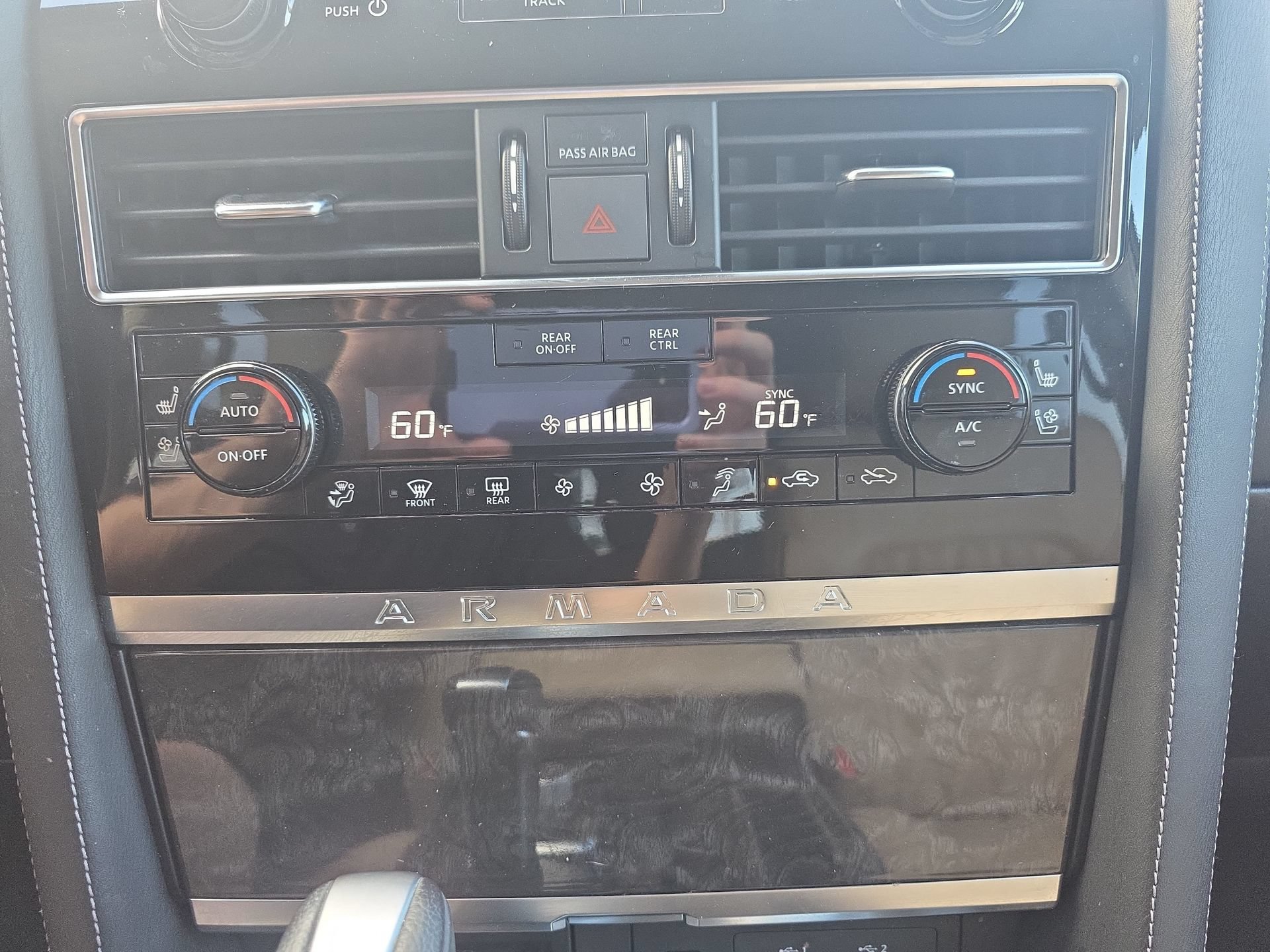 Used 2021 Nissan Armada Platinum AWD/4WD image 21