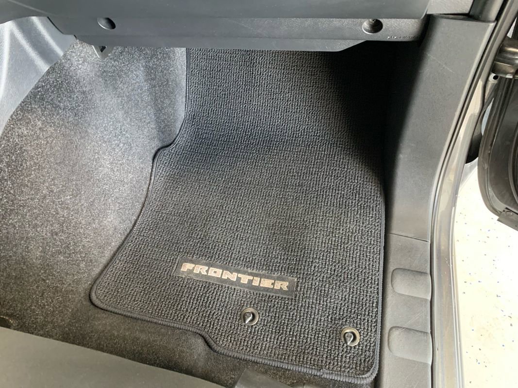 Used 2022 Nissan Frontier SV image 28