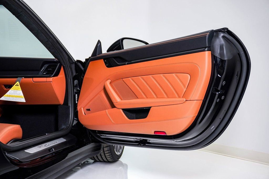 New 2026 Porsche 911 Carrera image 17