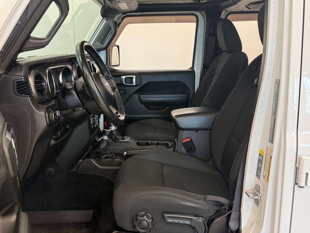 Used 2022 Jeep Wrangler Unlimited Sport AWD/4WD image 11