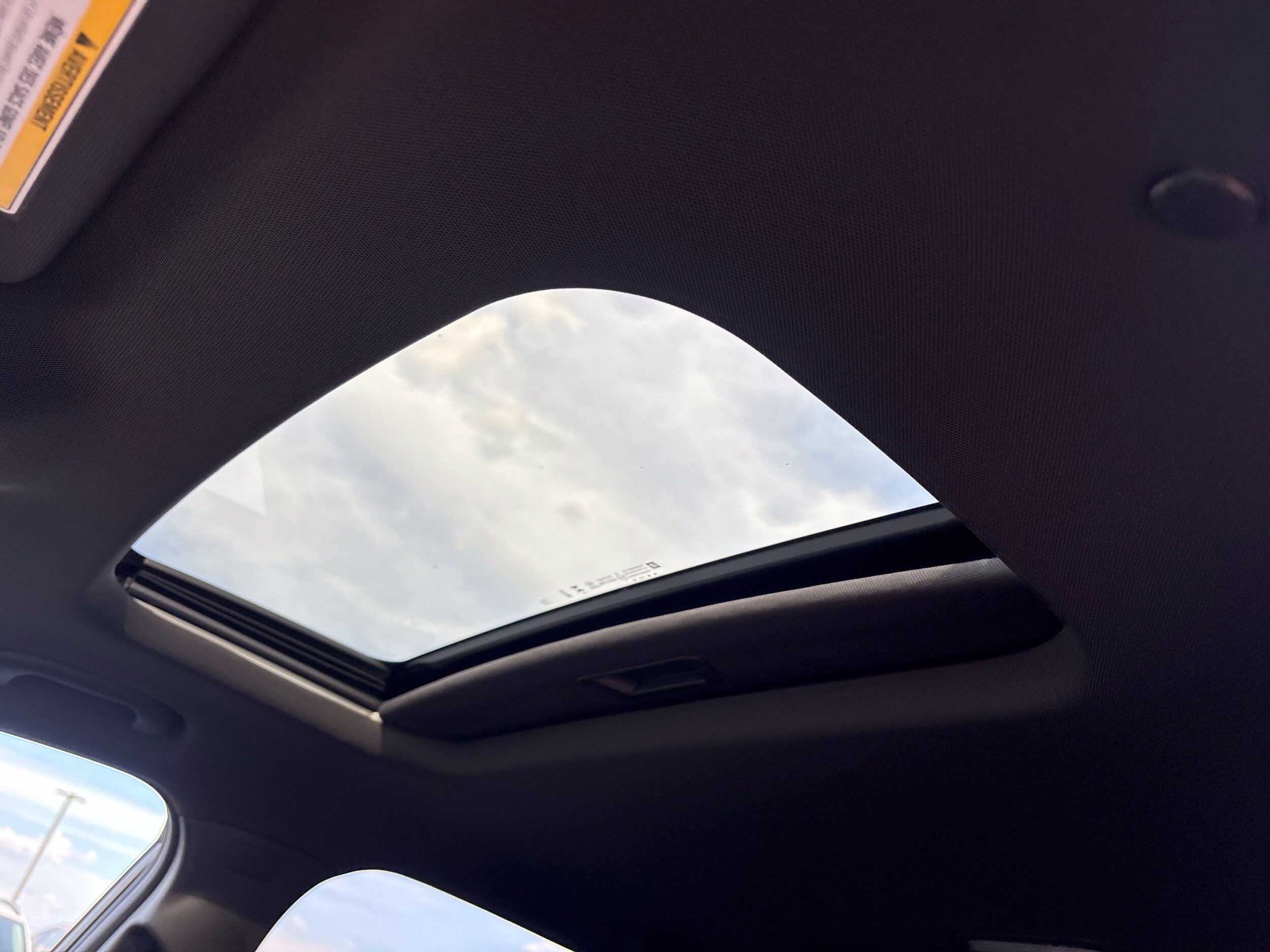New 2026 Chevrolet Trax RS w/ Sunroof Package FWD image 22