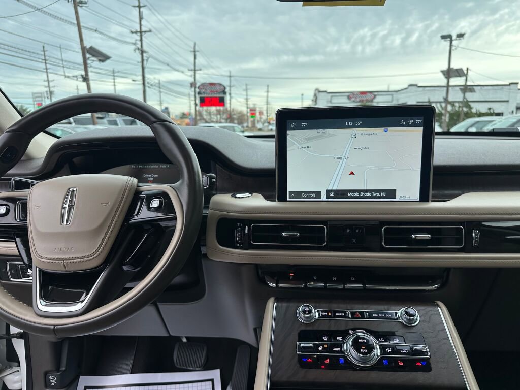 Used 2020 Lincoln Aviator Reserve w/ Equipment Group 202A image 20