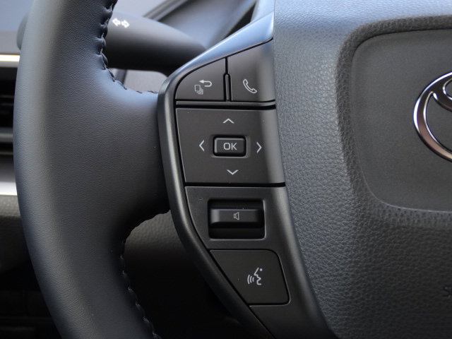 New 2026 Toyota Prius LE FWD image 28