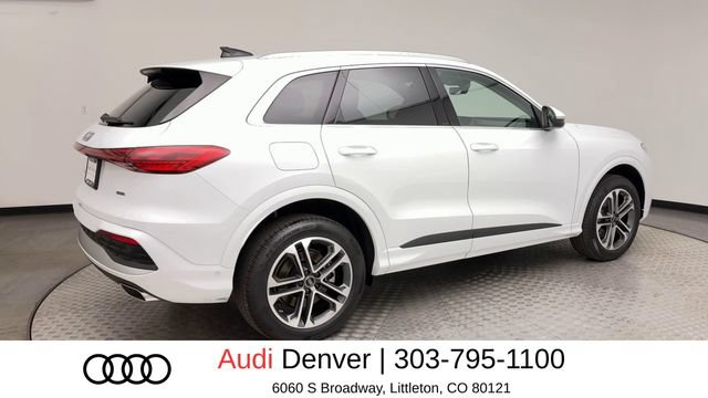 Used 2025 Audi Q5 Premium w/ Premium Plus AWD/4WD image 2