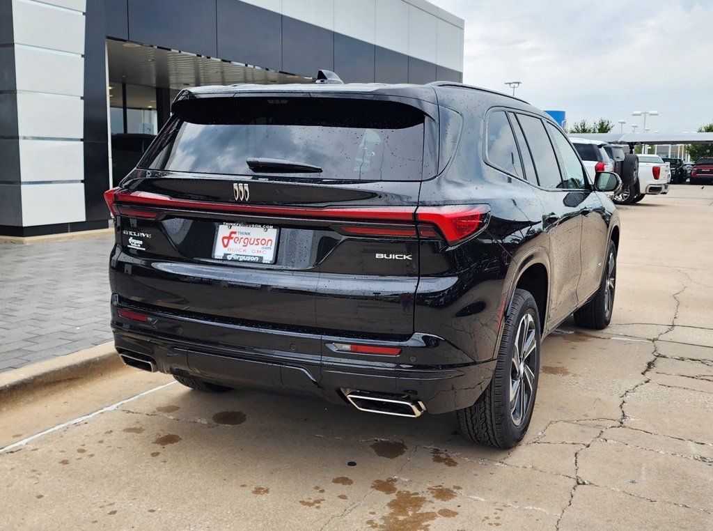 New 2026 Buick Enclave Sport Touring w/ Power Package image 4