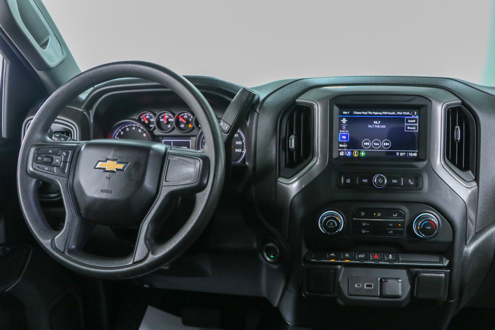 Used 2023 Chevrolet Silverado 1500 Custom AWD/4WD image 17