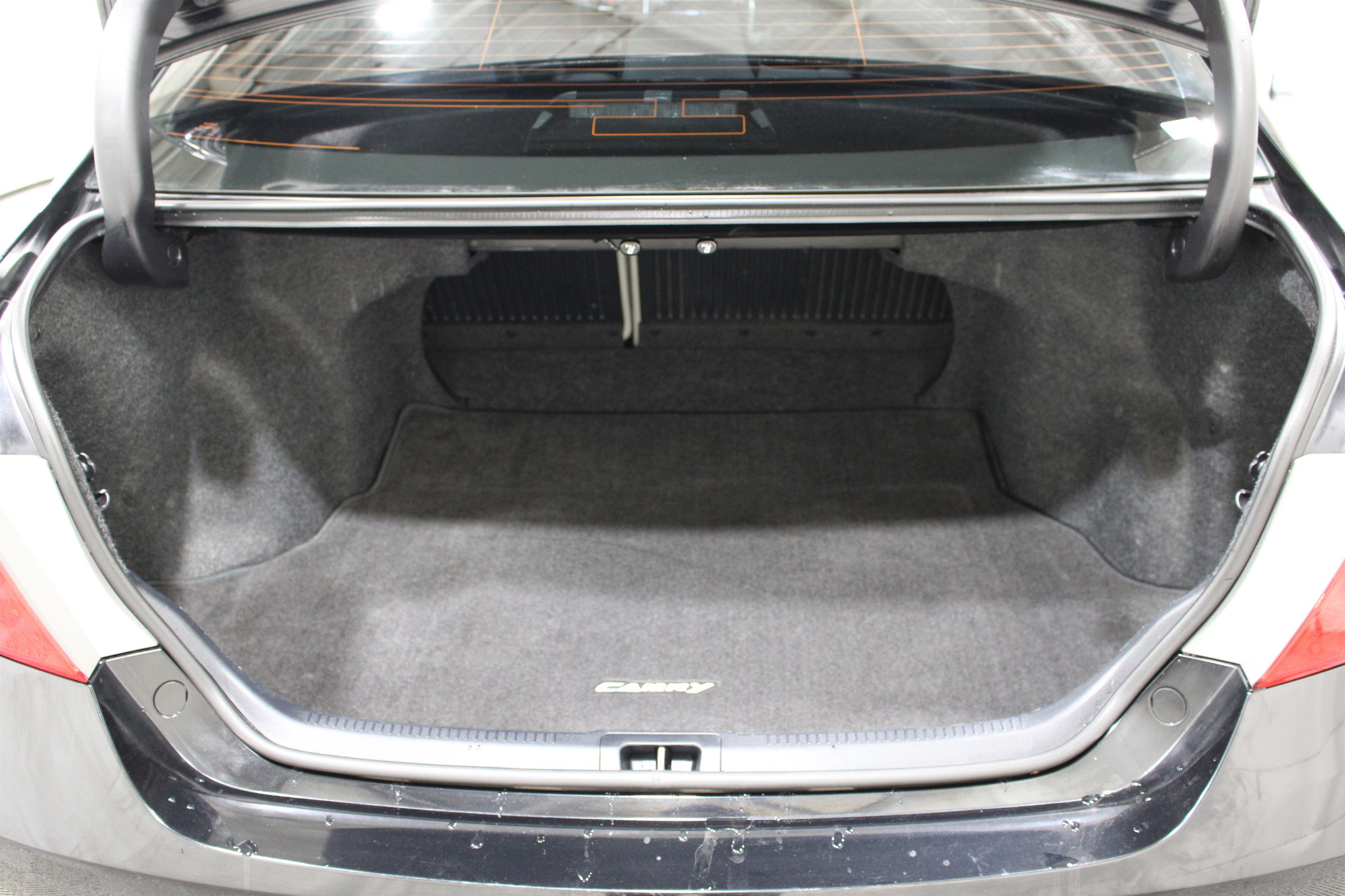 Used 2015 Toyota Camry XSE w/ Advanced Technology Package FWD image 23