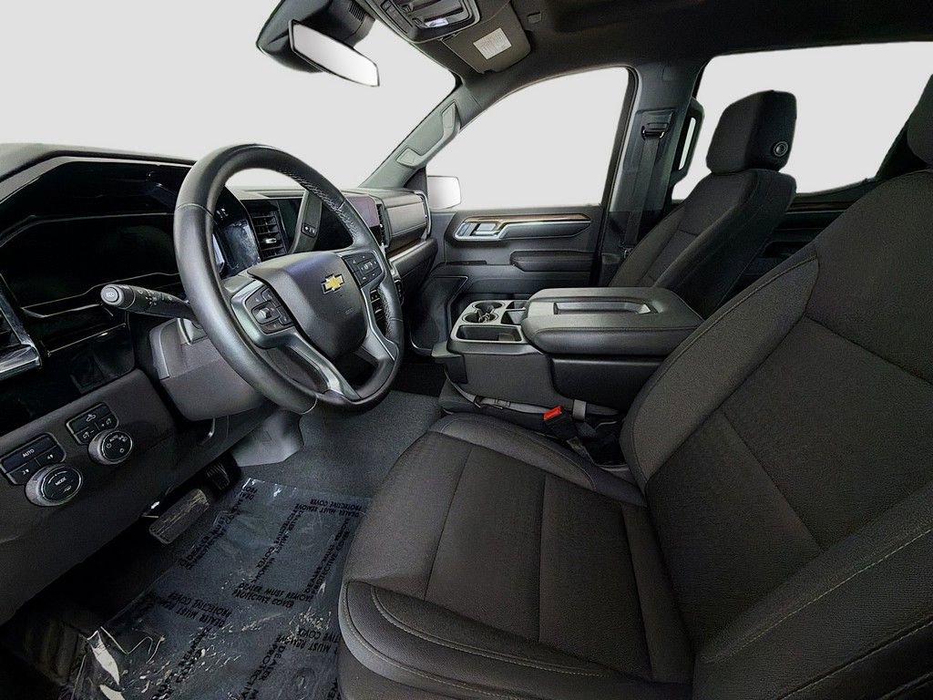 Used 2024 Chevrolet Silverado 1500 LT image 19