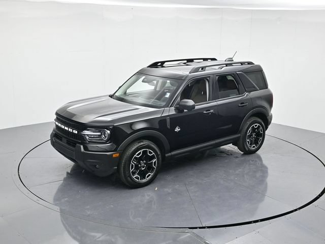 Certified 2025 Ford Bronco Sport Outer Banks w/ Outer Banks Tech Package+ AWD/4WD image 42