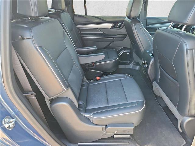 Used 2025 Buick Enclave Preferred FWD image 19