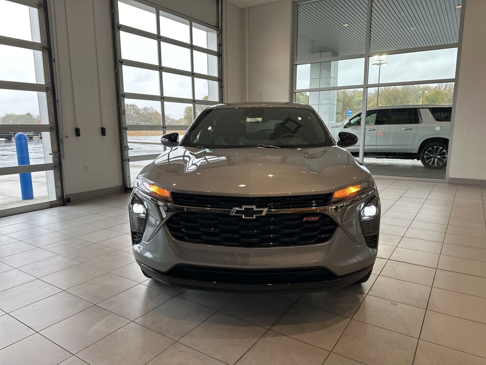 New 2026 Chevrolet Trax RS w/ Driver Confidence Package image 2