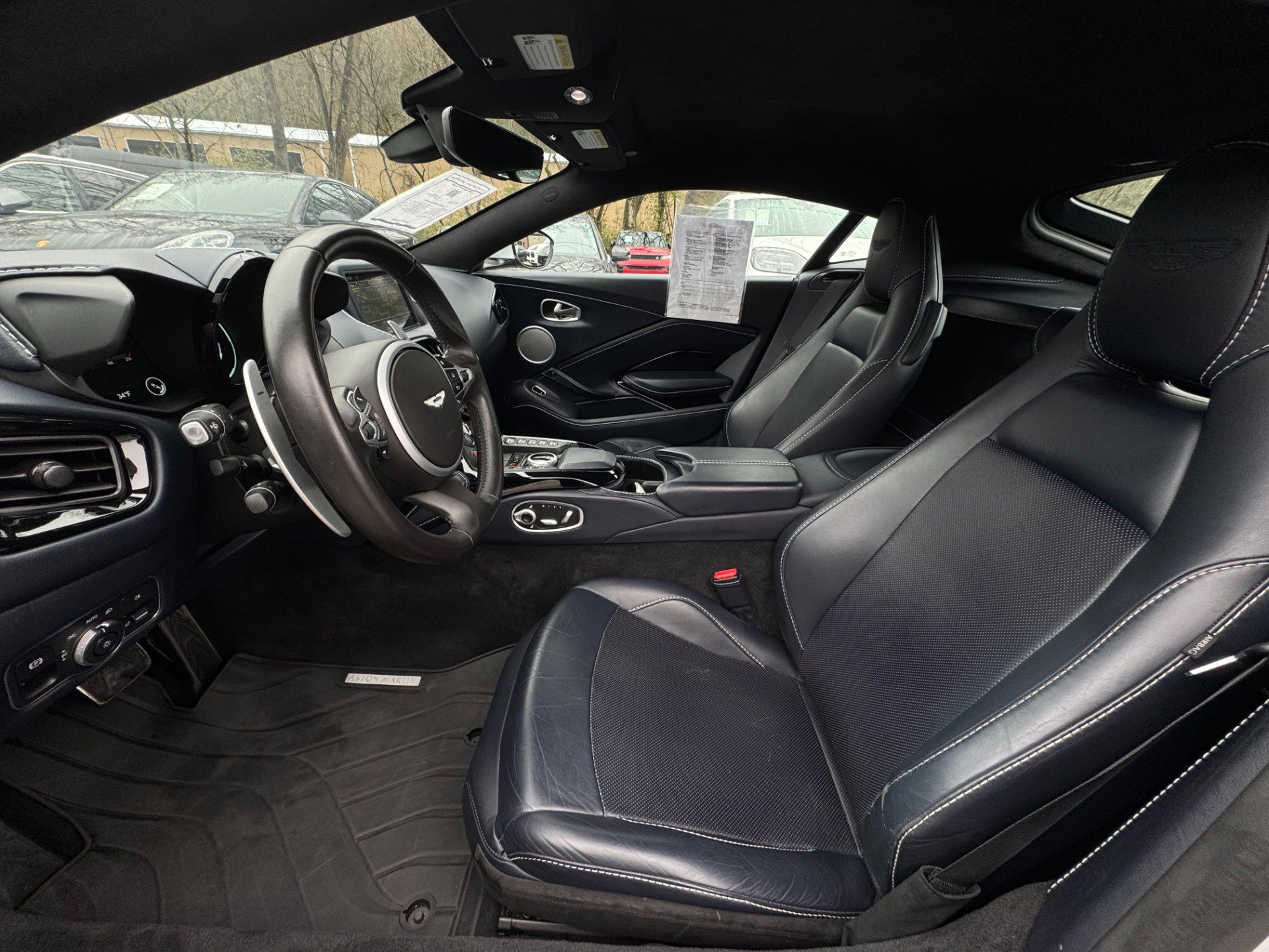 Used 2020 Aston Martin V8 Vantage Coupe image 9