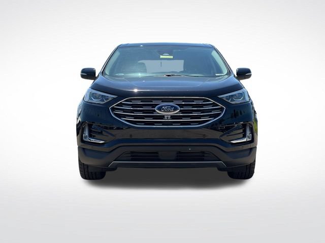 Used 2022 Ford Edge Titanium w/ Equipment Group 301A AWD/4WD image 29