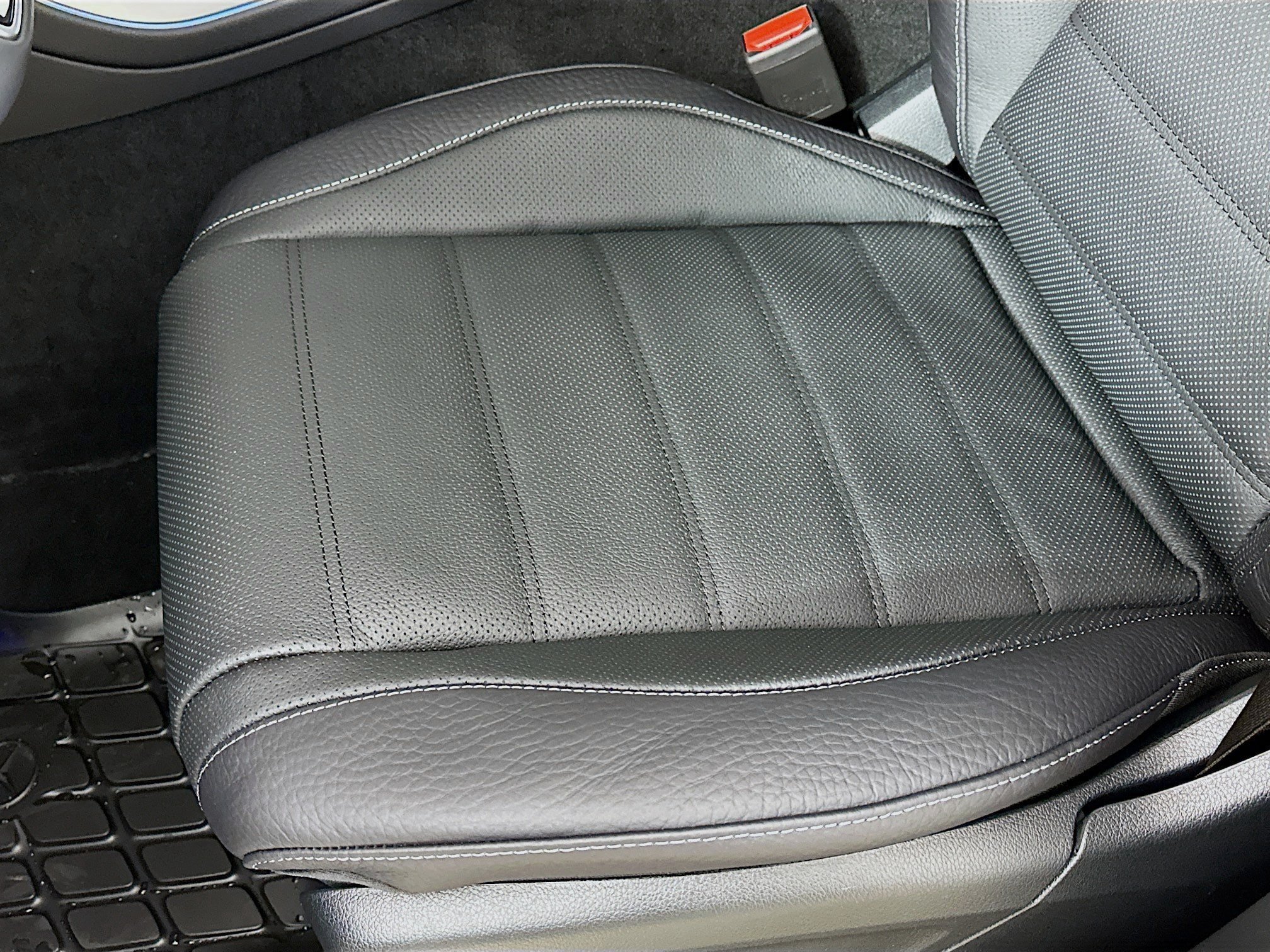 Used 2026 Mercedes-Benz GLE 450 4MATIC image 25