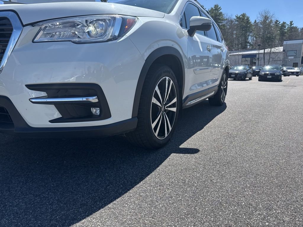 Used 2022 Subaru Ascent Limited w/ Technology Package AWD/4WD image 3