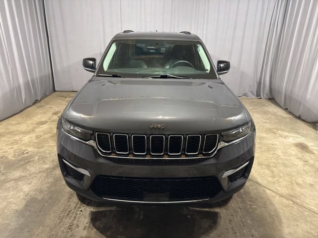 Used 2024 Jeep Grand Cherokee Limited AWD/4WD image 8