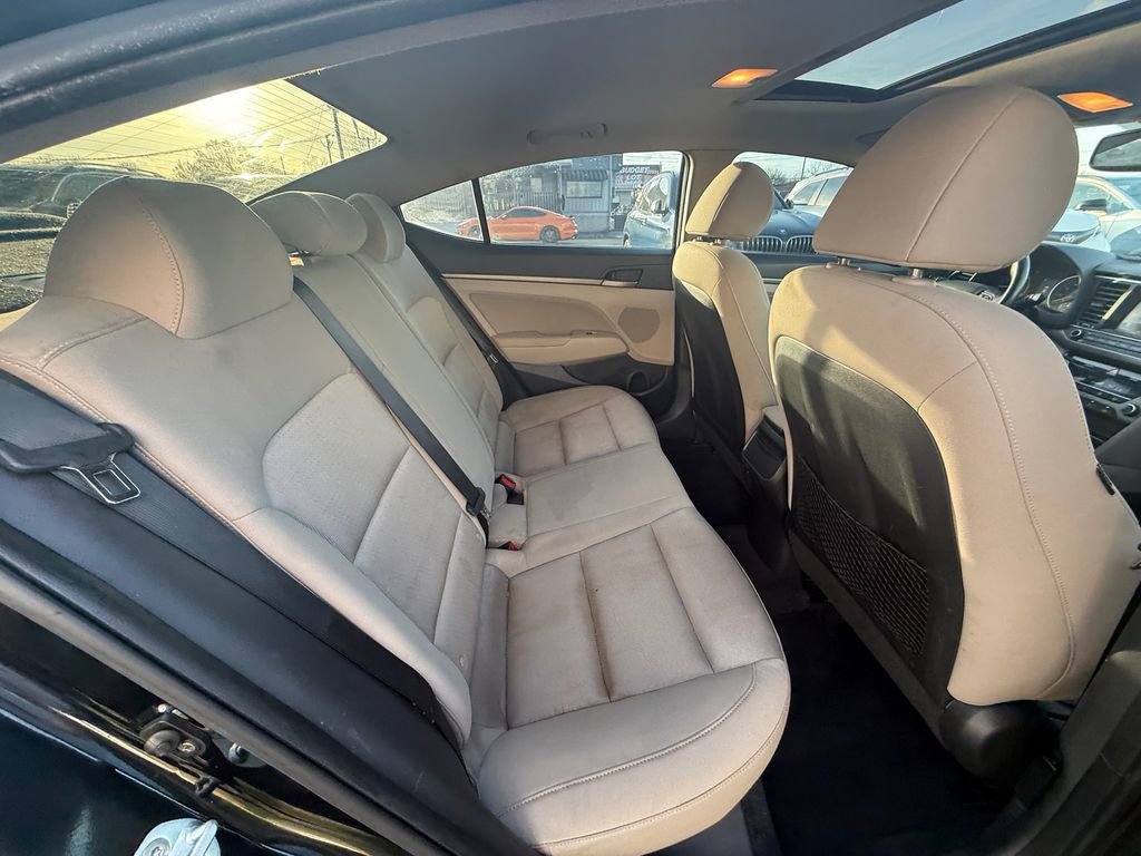 Used 2017 Hyundai Elantra Value Edition image 21