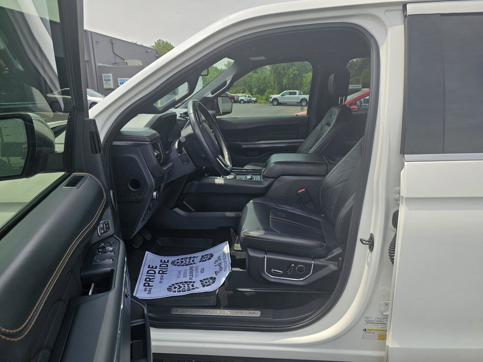 Used 2022 Ford Expedition Platinum image 19
