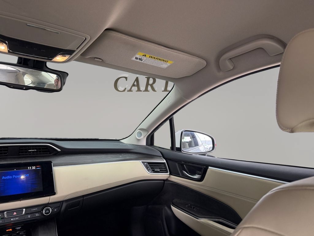 Used 2018 Honda Clarity Plug-In Hybrid image 18