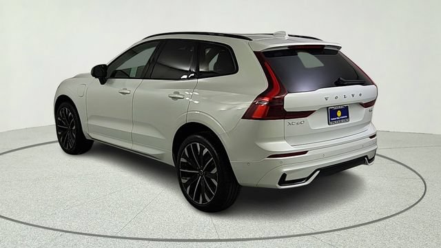 New 2026 Volvo XC60 T8 Ultra w/ Climate Package PRO AWD/4WD image 5