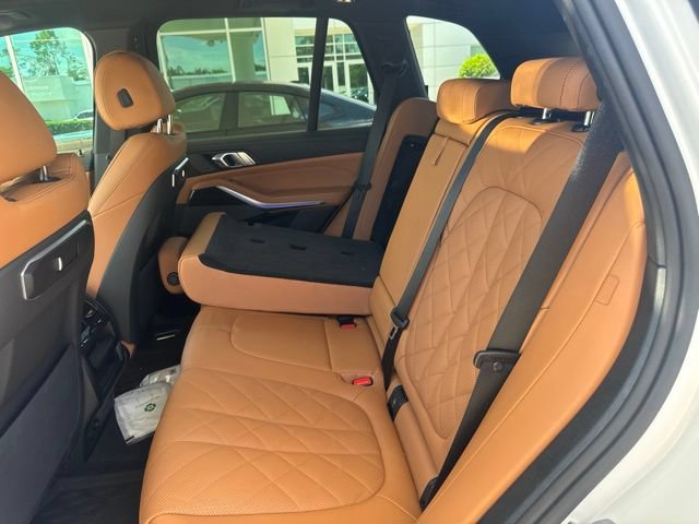Certified 2025 BMW X5 sDrive40i w/ M Sport Package RWD image 17