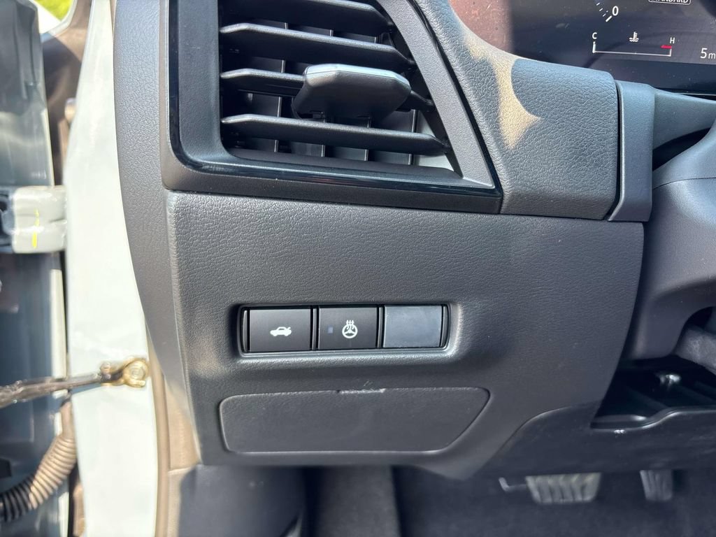 New 2026 Nissan Sentra SV w/ SV Convenience Package FWD image 10