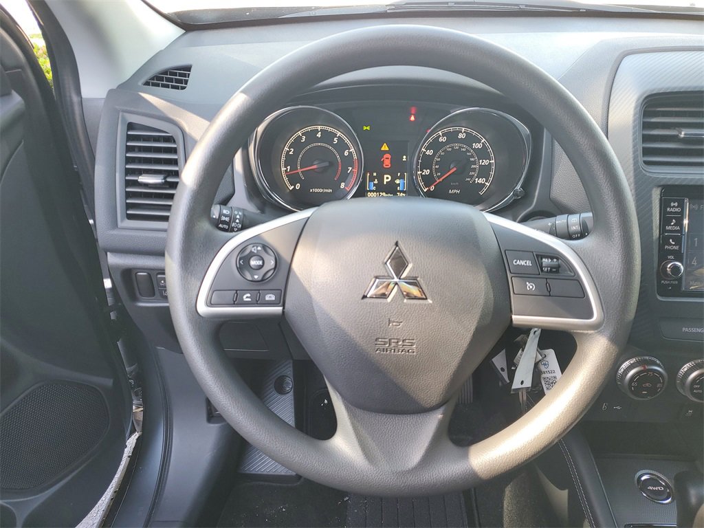 New 2025 Mitsubishi Outlander Sport ES image 17